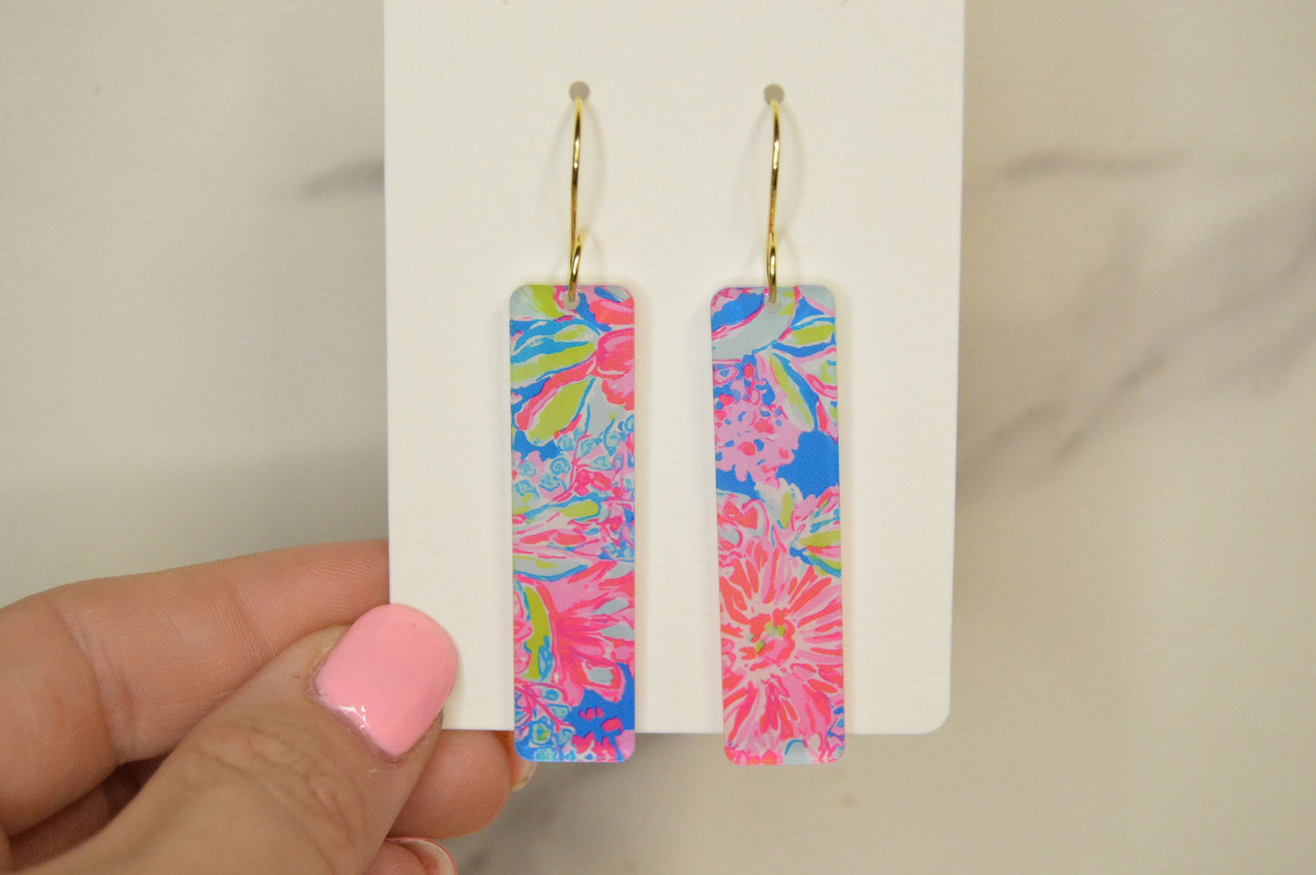 Preppy Floral Bar Earrings - Acrylic