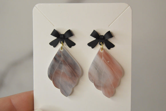 Maroon Marble Scalloped Leaf Earrings - Acrylic
